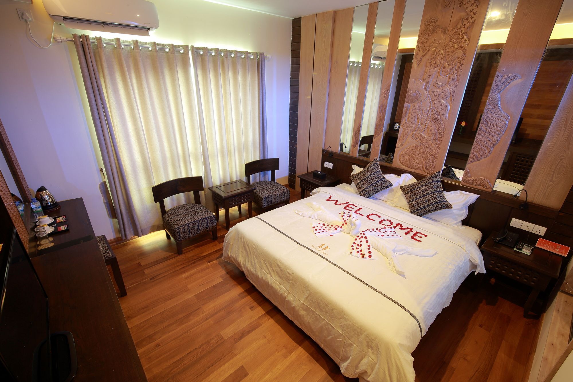 Hotel The 3*